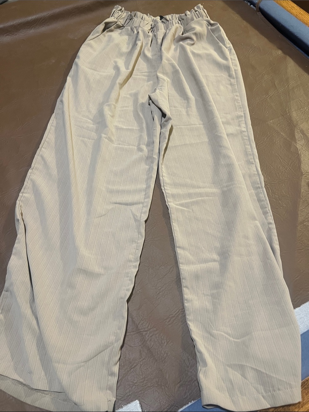 Womens Relaxed-Fit Elastic Waist Pants in Beige